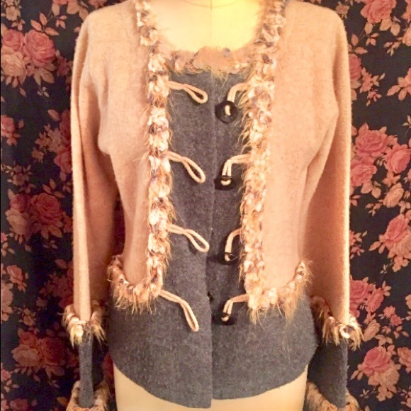 Anthropologie Sweaters - Anthropologie 100% Lambswool Cardigan
